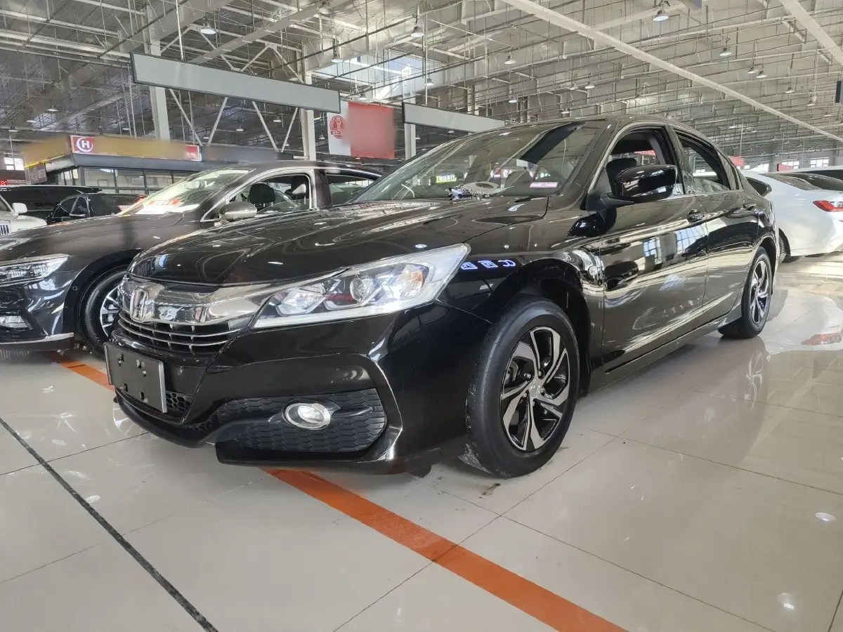 2016 Honda Accord 2.0L 155HP L4 CVT