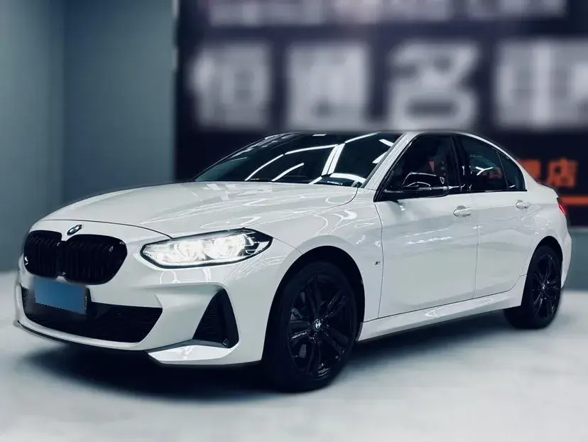 2021 BMW 1 Series 2.0T 192HP L4 7DCT