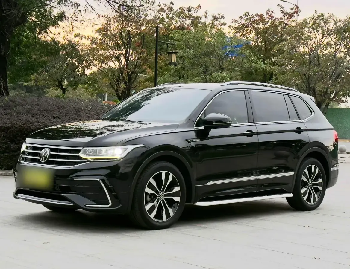2022 Volkswagen Tiguan L 2.0T 186HP L4 7DCT