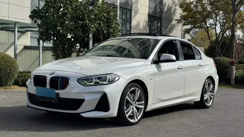 2019 BMW 1 Series 2.0T 192HP L4 8AT