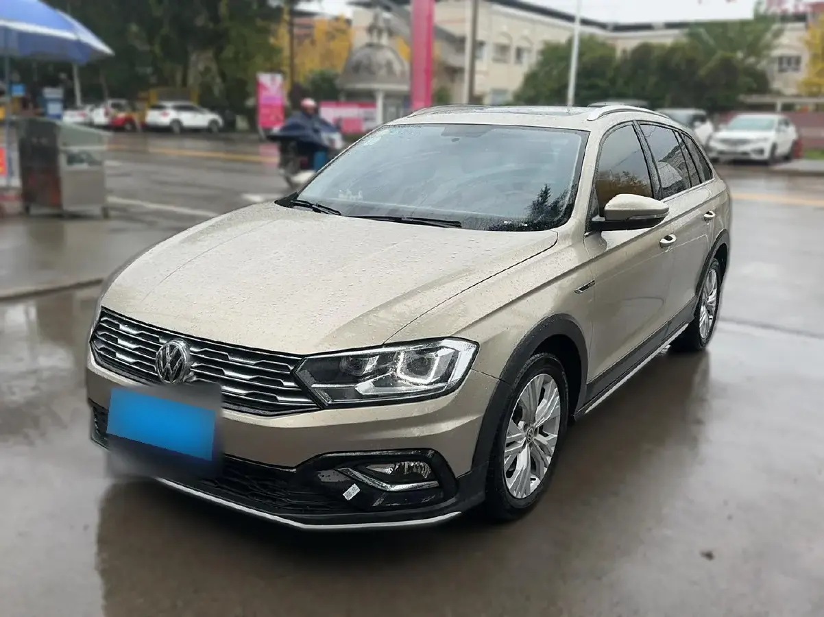2018 Volkswagen C-Trek 1.4T 131HP L4 7DCT