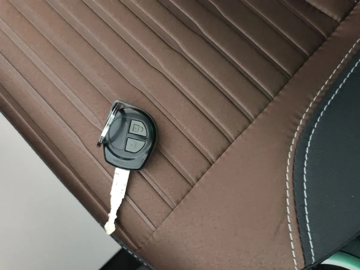 2013 Suzuki SX4 1.6L 109HP L4 4AT,autocango,china used car exporter,china ev exporter,chinese used car exporter,chinese used ev exporter