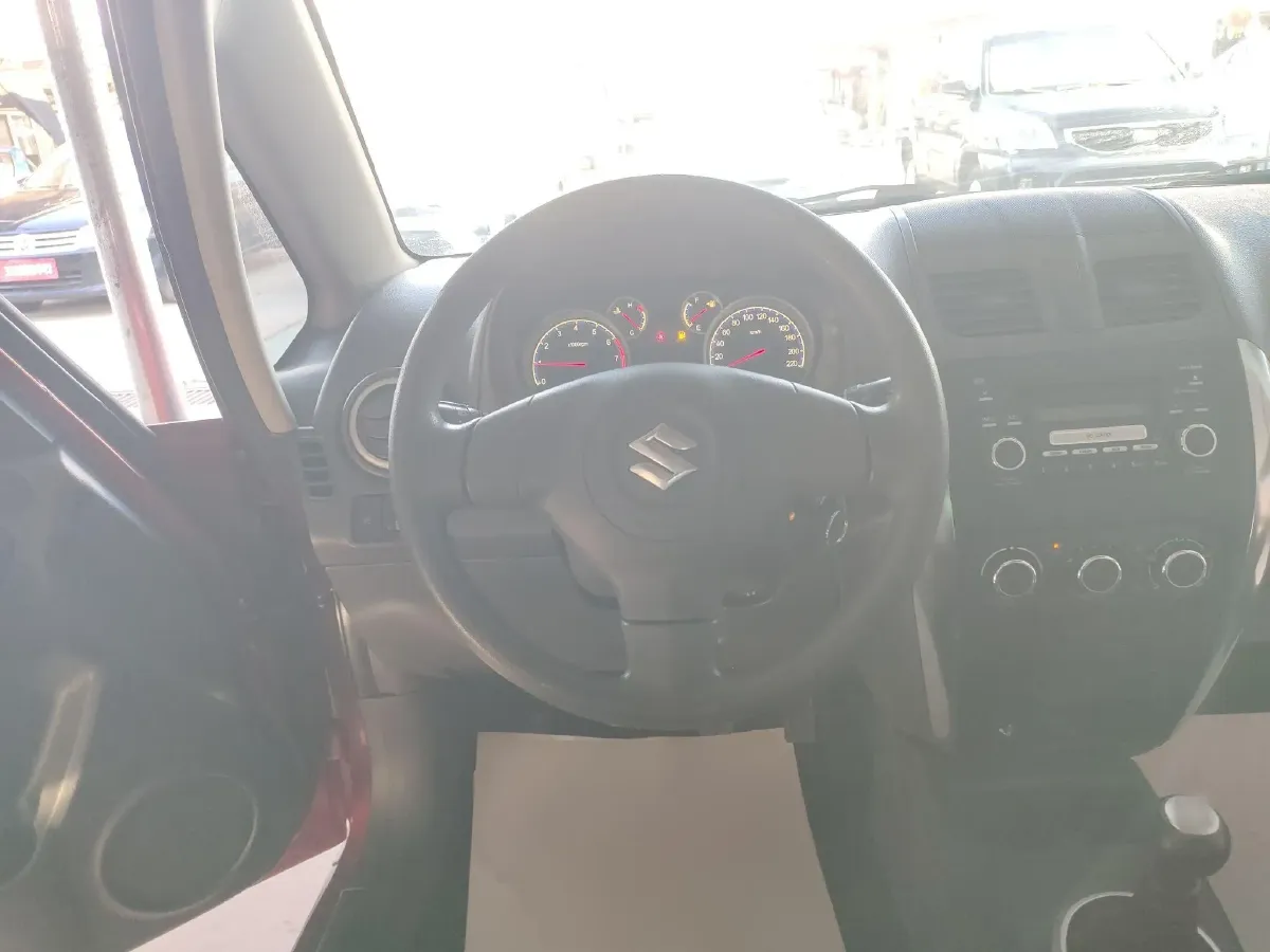2013 Suzuki SX4 1.6L 109HP L4 4AT,autocango,china used car exporter,china ev exporter,chinese used car exporter,chinese used ev exporter