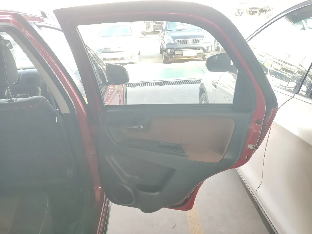 2013 Suzuki SX4 1.6L 109HP L4 4AT,autocango,china used car exporter,china ev exporter,chinese used car exporter,chinese used ev exporter
