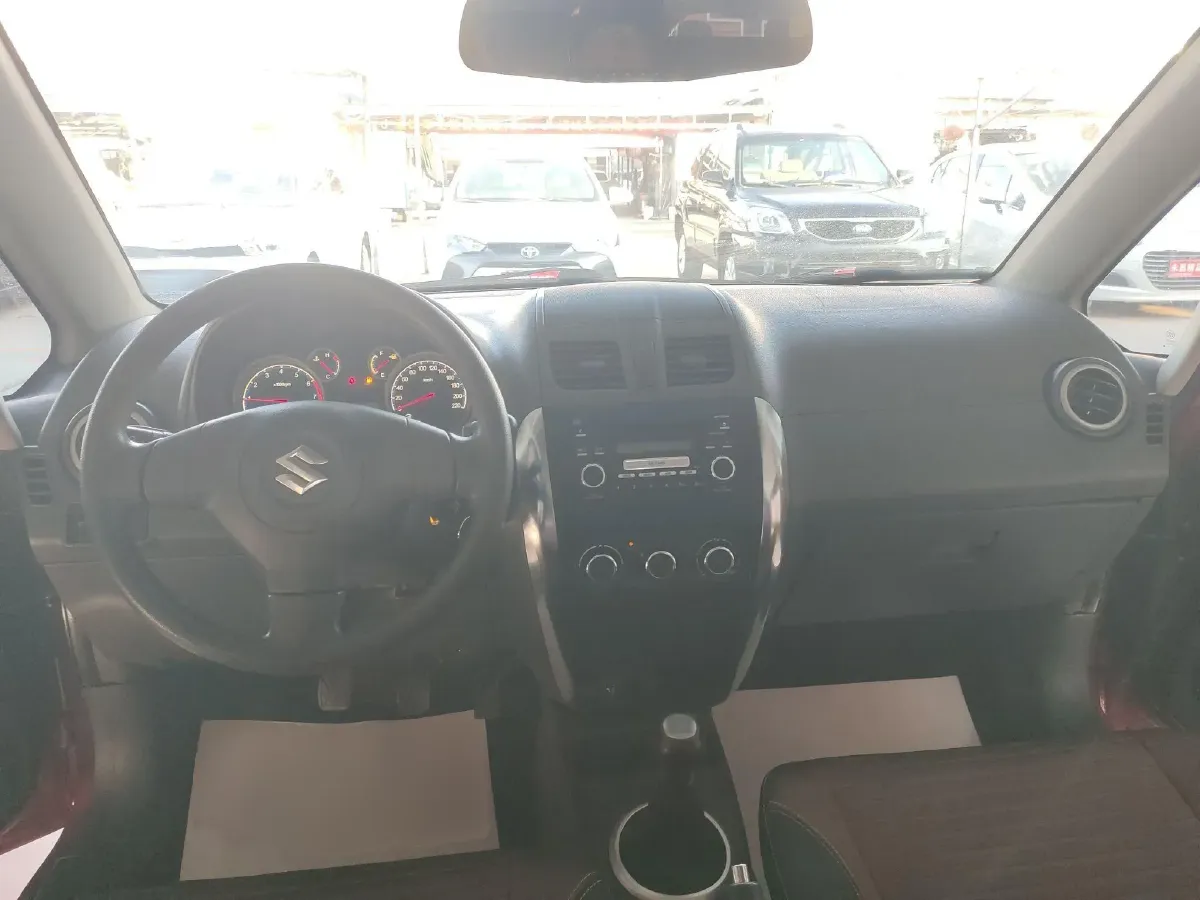 2013 Suzuki SX4 1.6L 109HP L4 4AT,autocango,china used car exporter,china ev exporter,chinese used car exporter,chinese used ev exporter