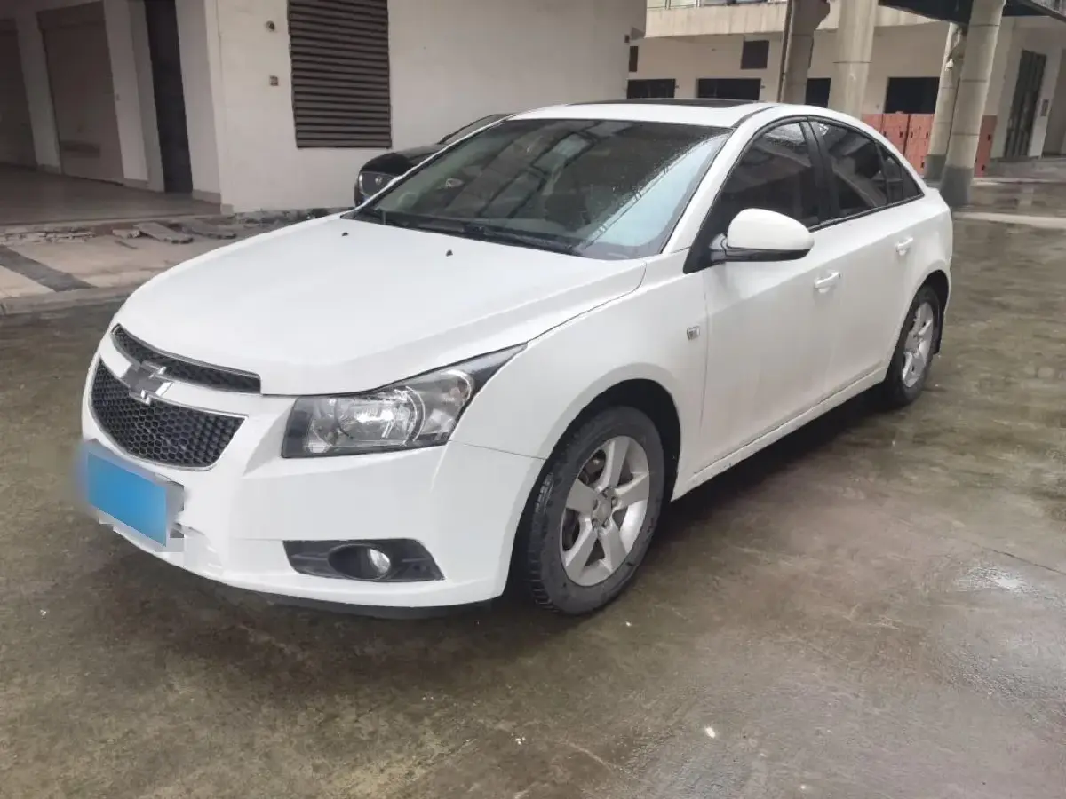 2013 Chevrolet Cruze 1.8L 147HP L4 6AT