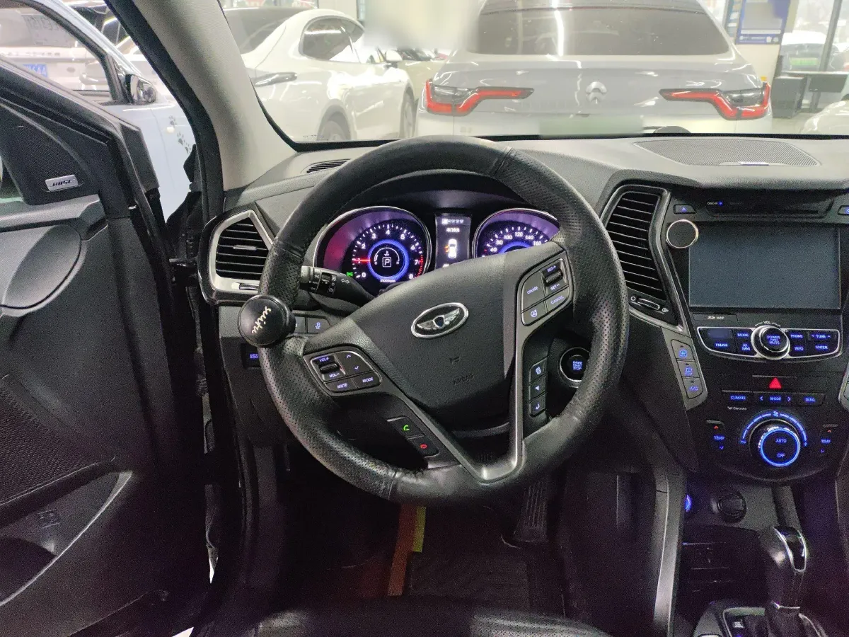 2013 Hyundai Grand SantaFe 3.0L 264HP V6 6AT,autocango,china used car exporter,china ev exporter,chinese used car exporter,chinese used ev exporter