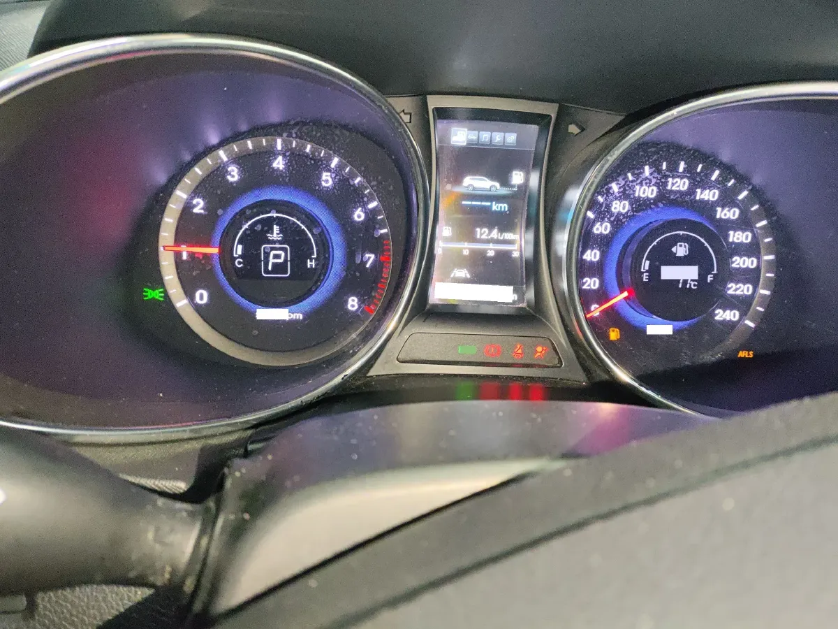 2013 Hyundai Grand SantaFe 3.0L 264HP V6 6AT,autocango,china used car exporter,china ev exporter,chinese used car exporter,chinese used ev exporter