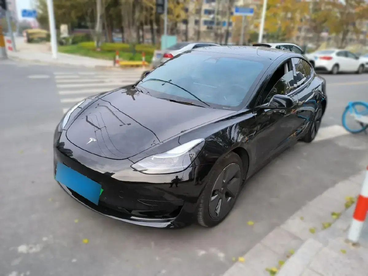 2022 Tesla Model 3 BEV 60KWH