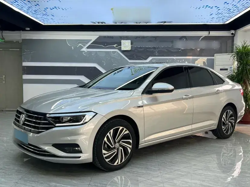 2021 Volkswagen Sagitar 1.4T 150HP L4 7DCT