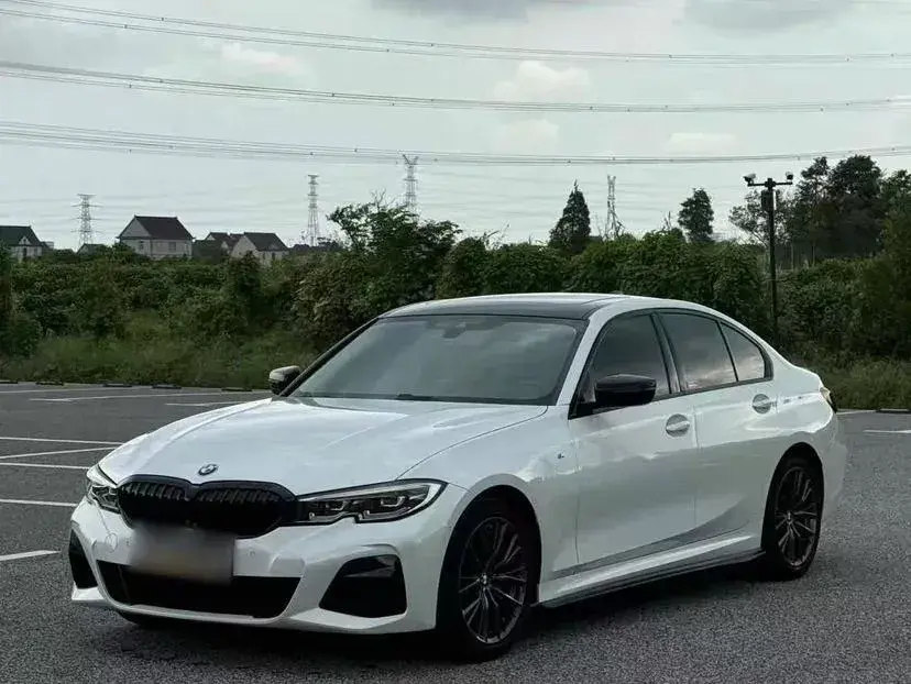 2022 BMW 3 Series 2.0T 184HP L4 8AT