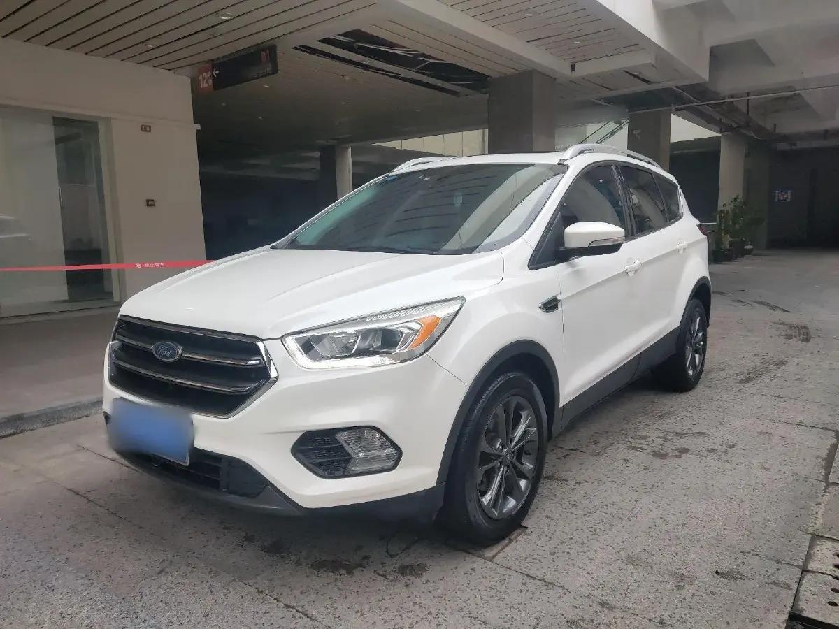 2019 Ford Kuga 1.5T 181HP L4 6AT