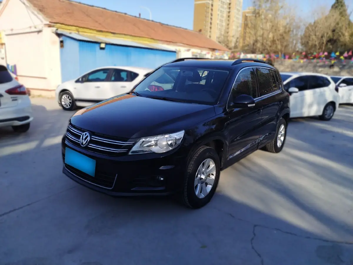 2012 Volkswagen Tiguan 1.8T 160HP L4 6AT