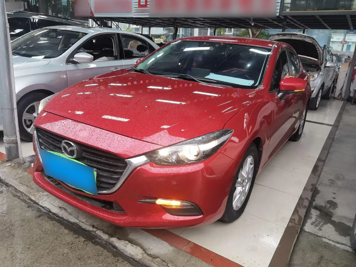 2017 Mazda 3 Axela 1.5L 117HP L4 6AT