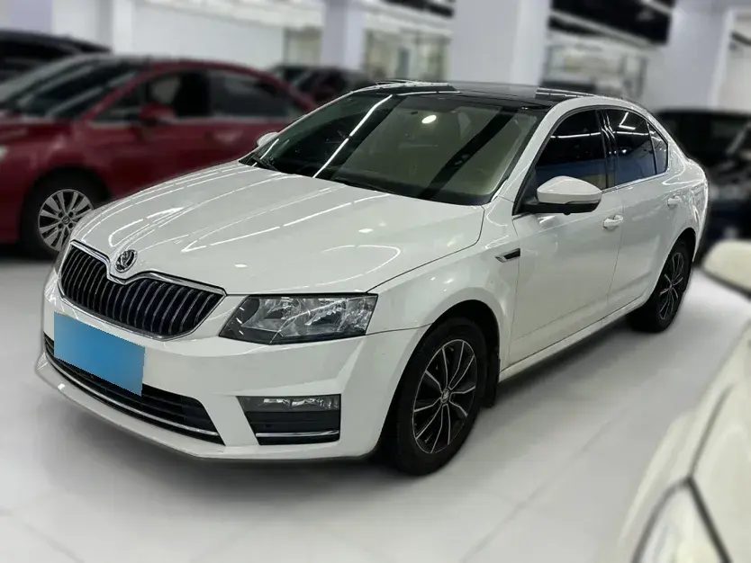 2017 Skoda Octavia 1.6L 110HP L4 6AT