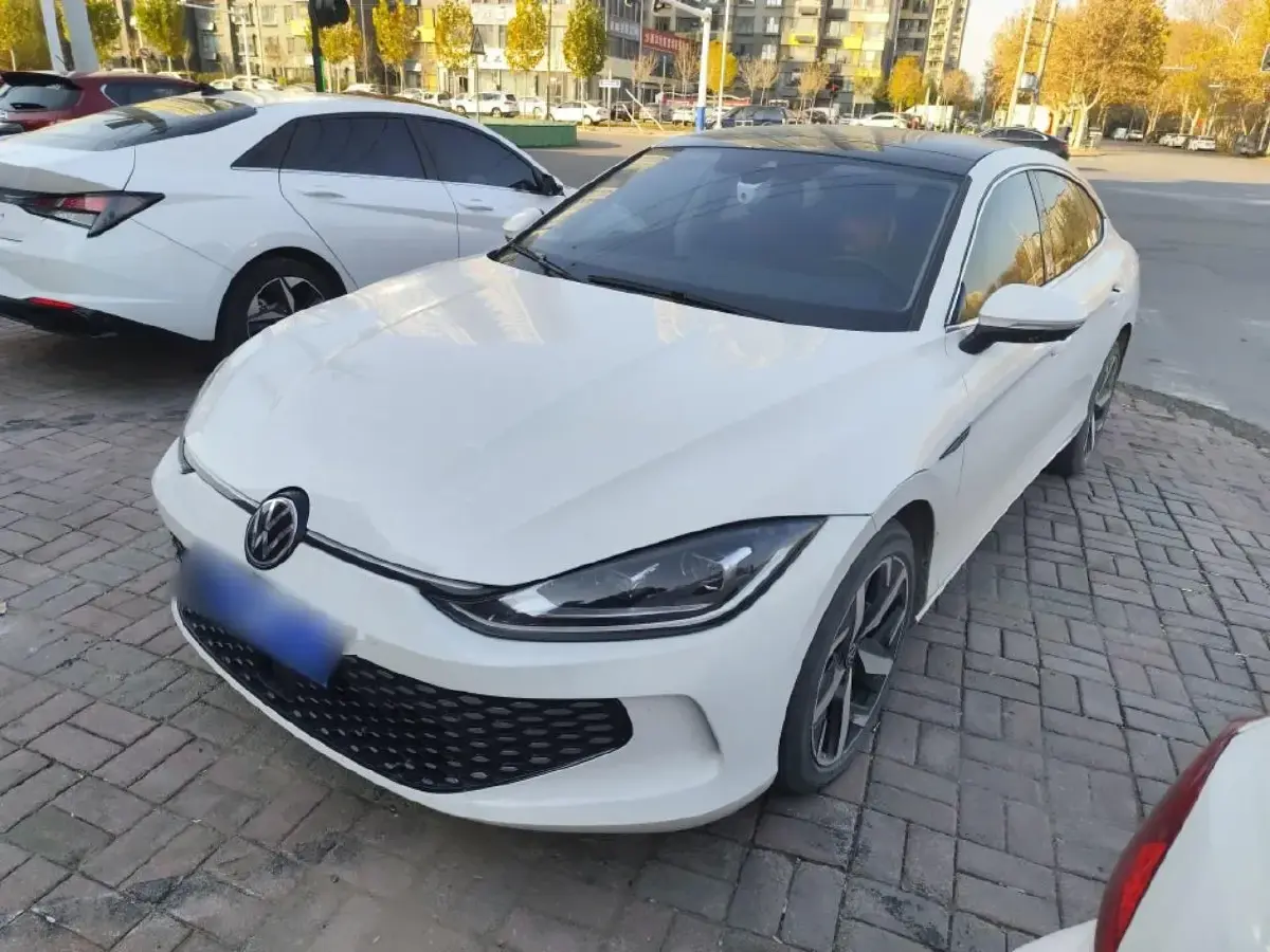 2025 Volkswagen Lamando 1.4T 150HP L4 7DCT