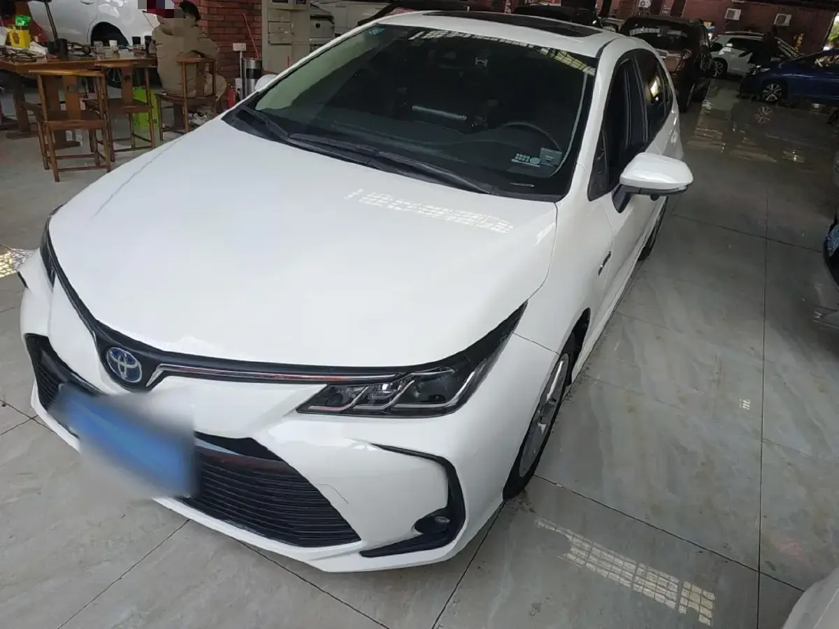 2021 Toyota Corolla 1.8L 98HP L4 E-CVT Hybrid