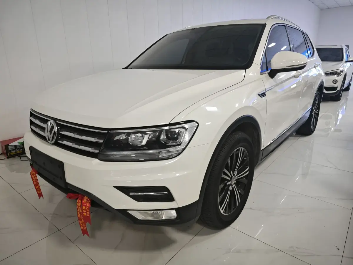 2019 Volkswagen Tiguan L 2.0T 186HP L4 7DCT