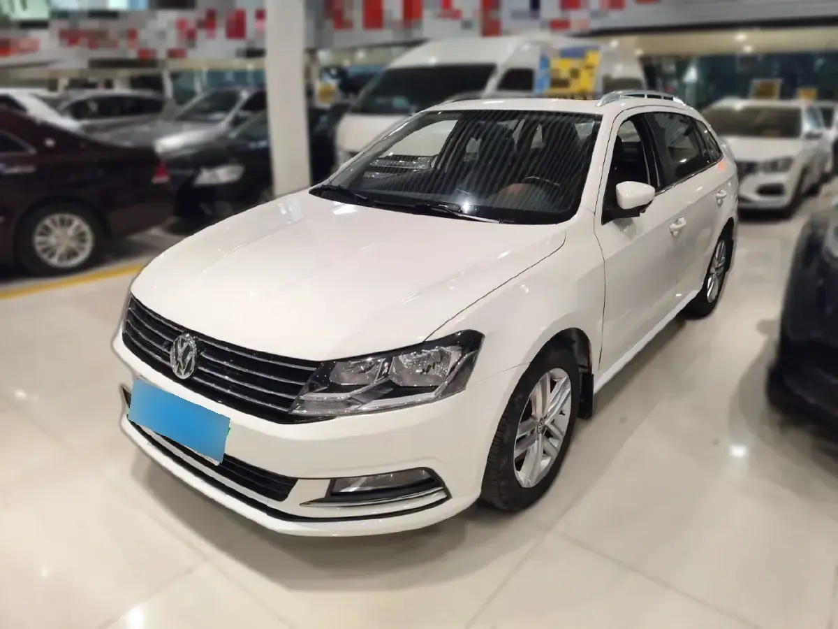 2015 Volkswagen Gran Lavida 1.4T 131HP L4 7DCT