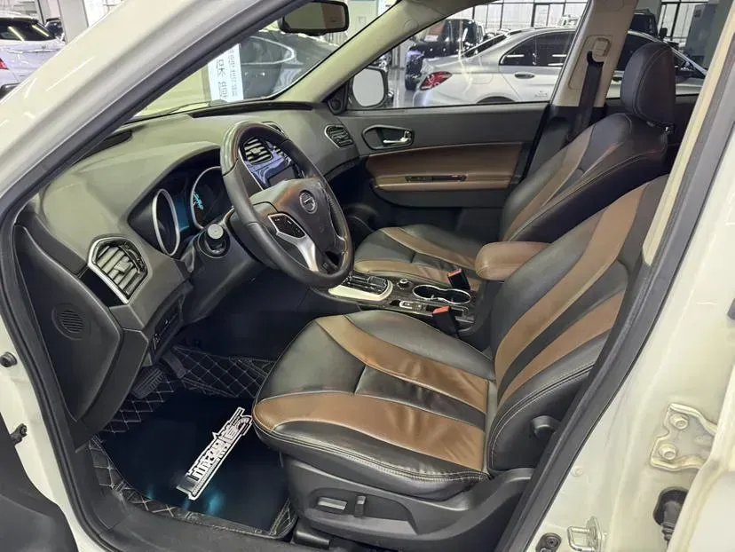 2015 GAC Trumpchi GS5 Super 1.8T 177HP L4 5AT,autocango,china used car exporter,china ev exporter,chinese used car exporter,chinese used ev exporter