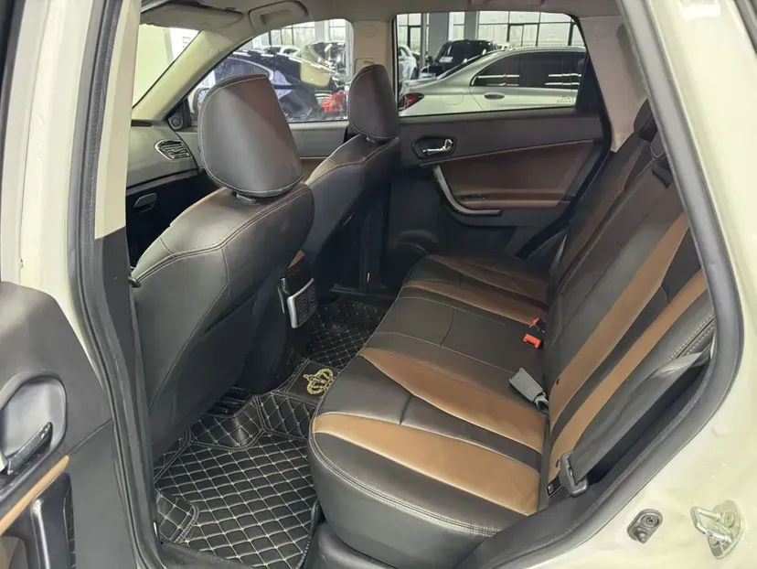 2015 GAC Trumpchi GS5 Super 1.8T 177HP L4 5AT,autocango,china used car exporter,china ev exporter,chinese used car exporter,chinese used ev exporter