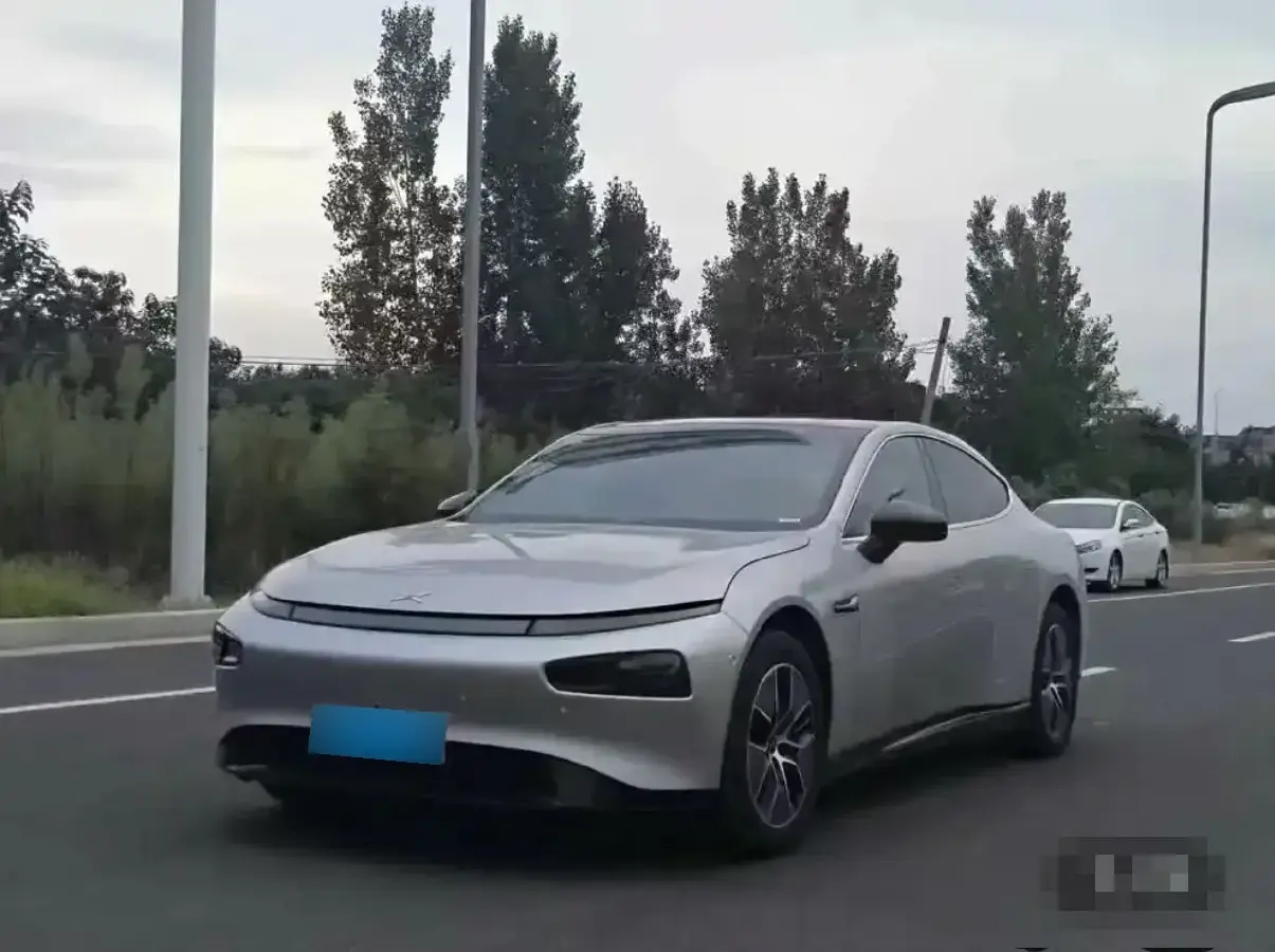 2023 Xpeng P7 BEV 70.8KWH