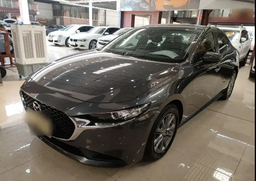 2020 Mazda 3 Axela 1.5L 117HP L4 6AT