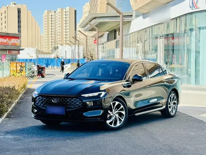 2023 Ford Mondeo 2.0T 254HP L4 8AT