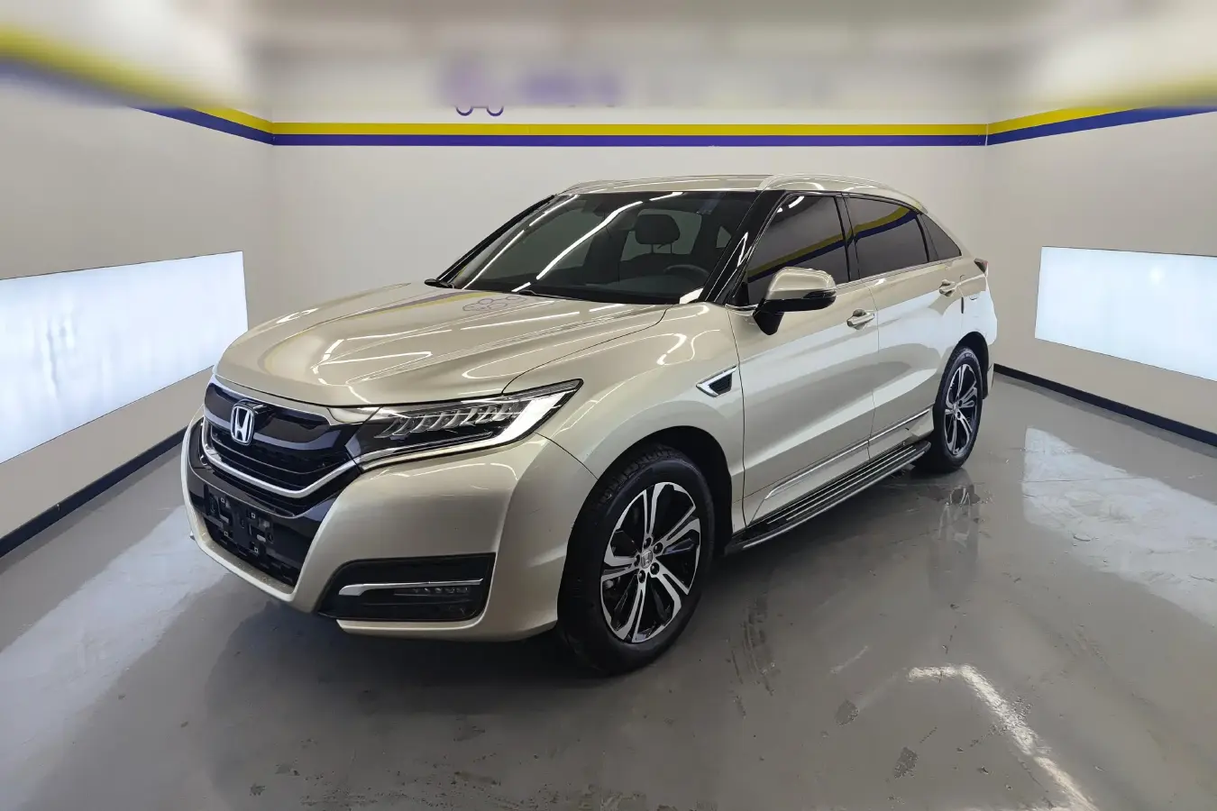 2017 Honda UR-V 2.0T 272HP L4 9AT