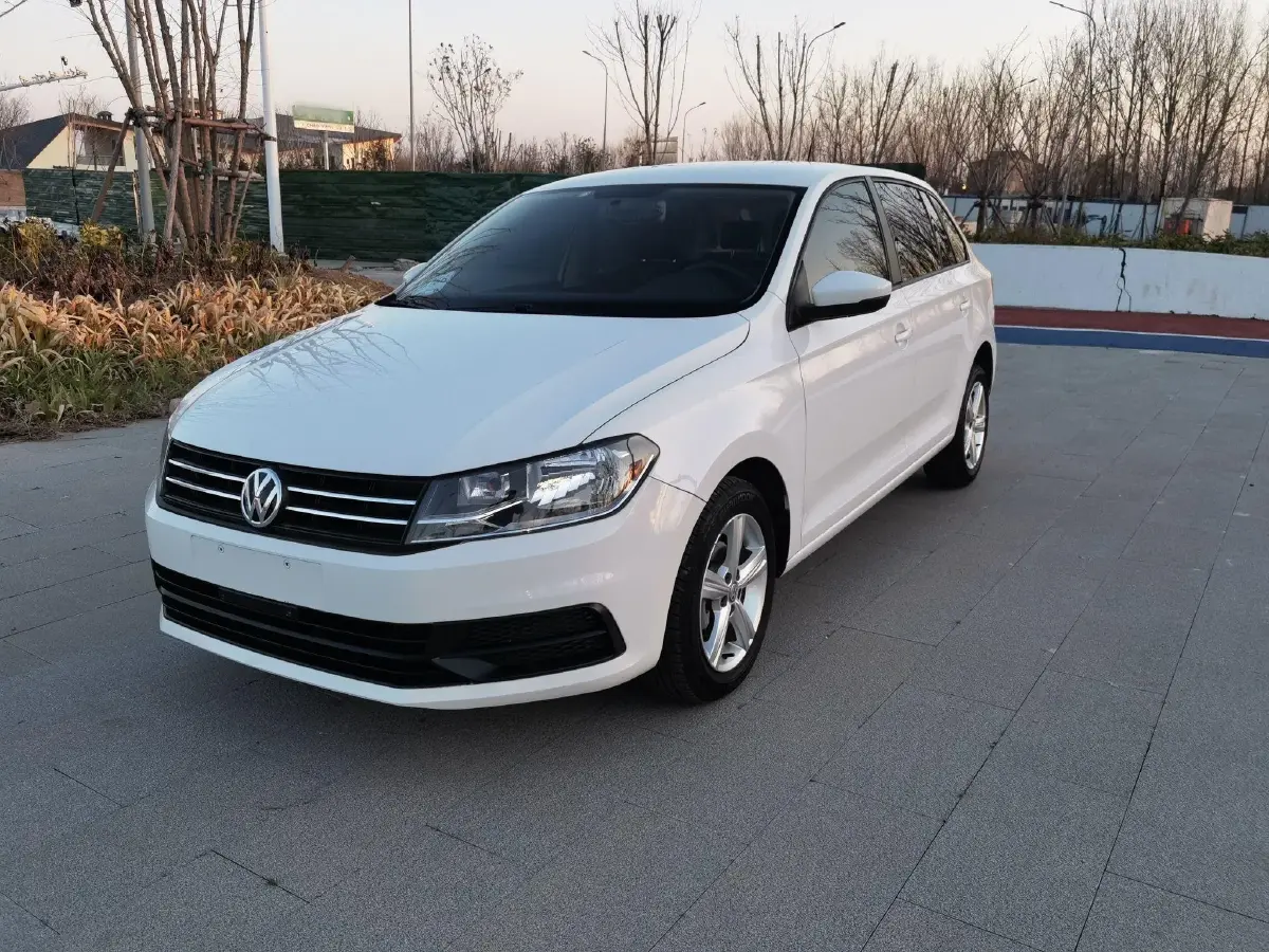 2015 Volkswagen Santana 1.6L 110HP L4 6AT