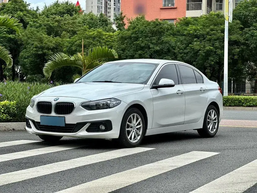 2018 BMW 1 Series 1.5T 136HP L3 6AT