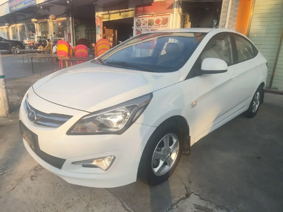 2016 Hyundai Reina 1.4L 107HP L4 4AT