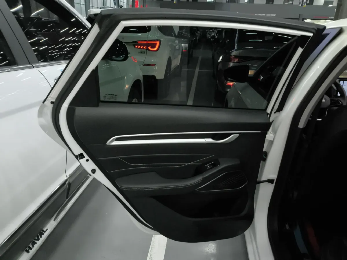 2023 Geely Emgrand 1.5L 127HP L4 CVT,autocango,china used car exporter,china ev exporter,chinese used car exporter,chinese used ev exporter