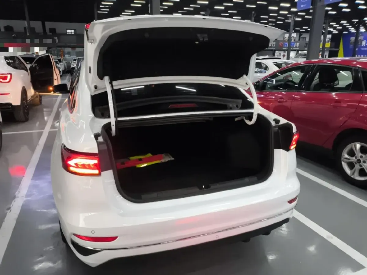 2023 Geely Emgrand 1.5L 127HP L4 CVT,autocango,china used car exporter,china ev exporter,chinese used car exporter,chinese used ev exporter