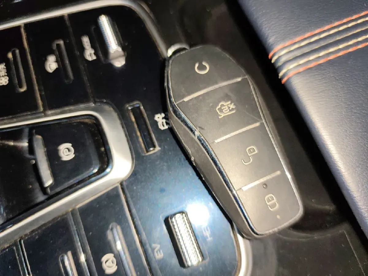 2021 BYD Qin Plus 1.5L 110HP L4 E-CVT PHEV 18.32KWH,autocango,china used car exporter,china ev exporter,chinese used car exporter,chinese used ev exporter