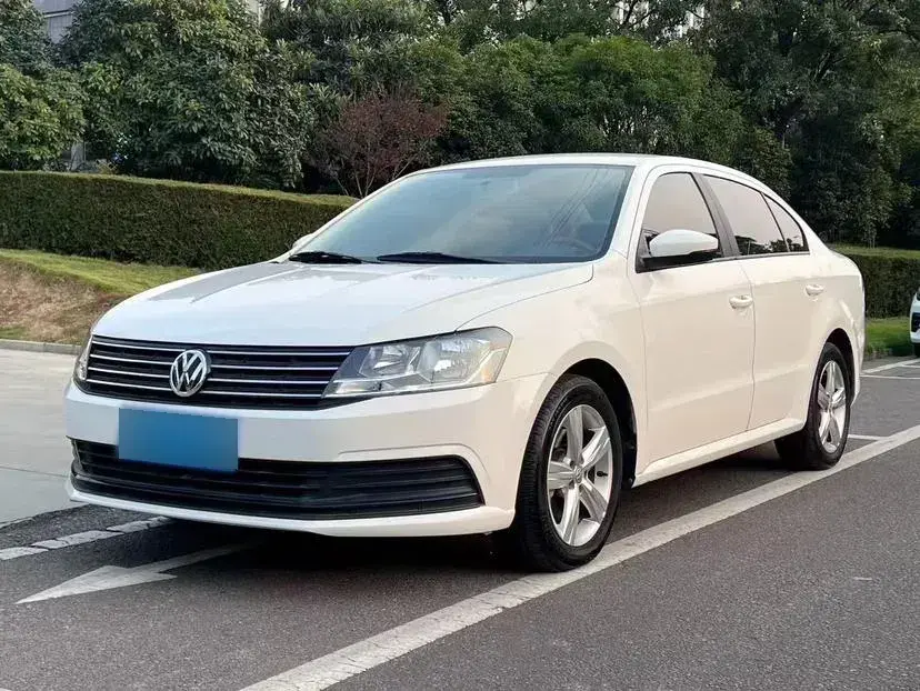 2017 Volkswagen Lavida 1.6L 110HP L4 6AT
