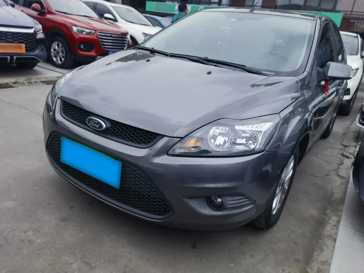 2013 Ford Focus 1.8L 124HP L4 4AT