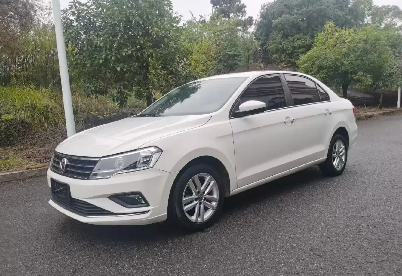2017 Volkswagen Jetta 1.5L 110HP L4 6AT