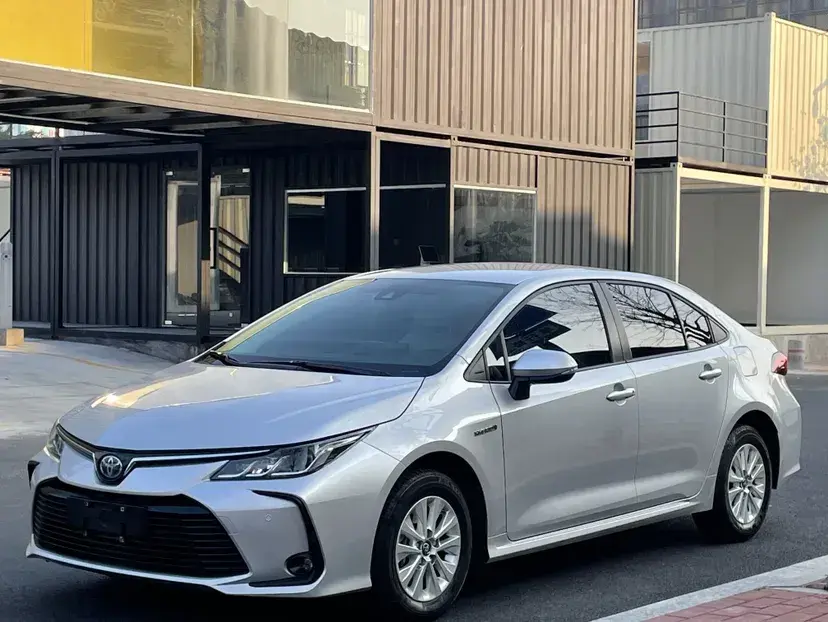 2022 Toyota Corolla 1.8L 98HP L4 E-CVT Hybrid