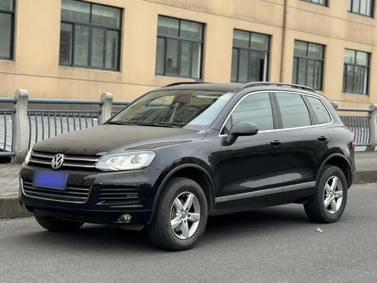 2011 Volkswagen Touareg 3.0T 290HP V6 8AT