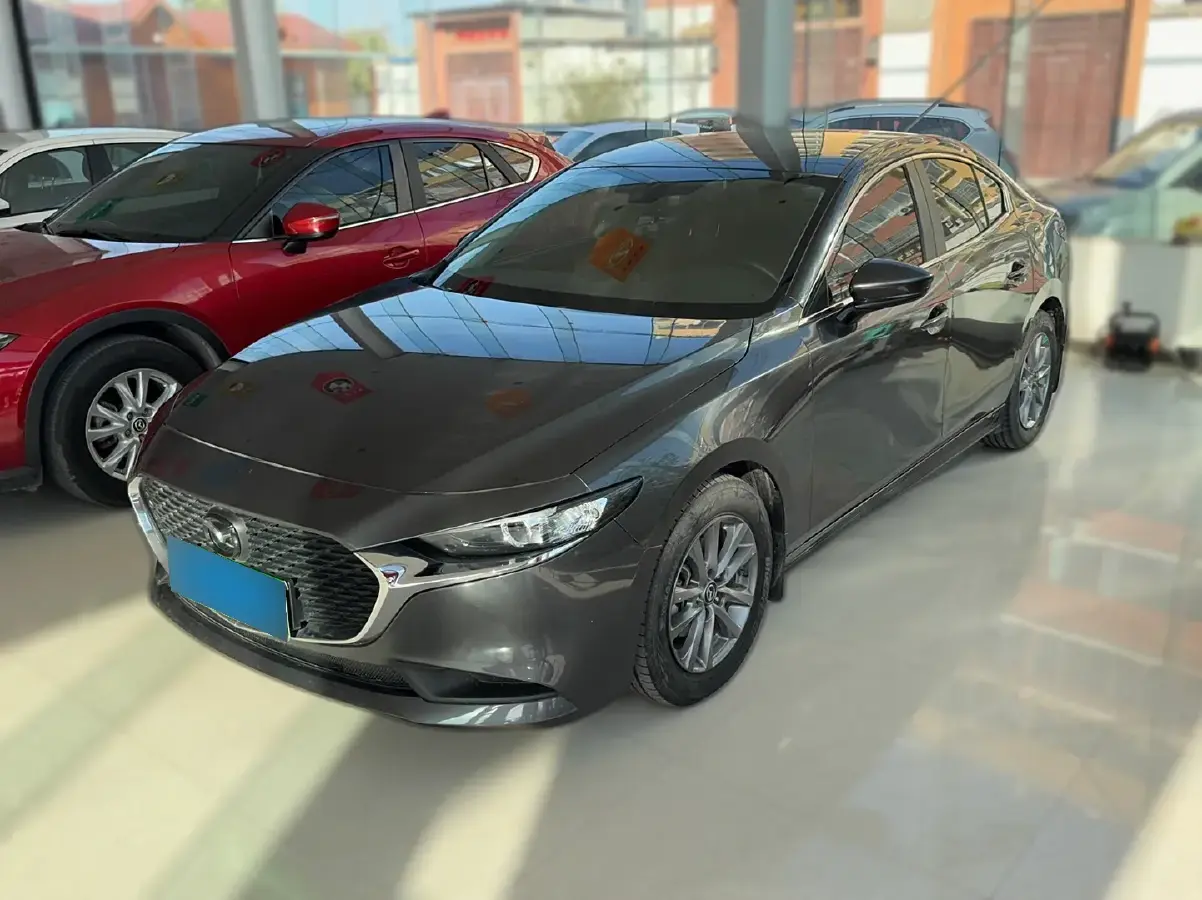 2021 Mazda 3 Axela 1.5L 117HP L4 6AT