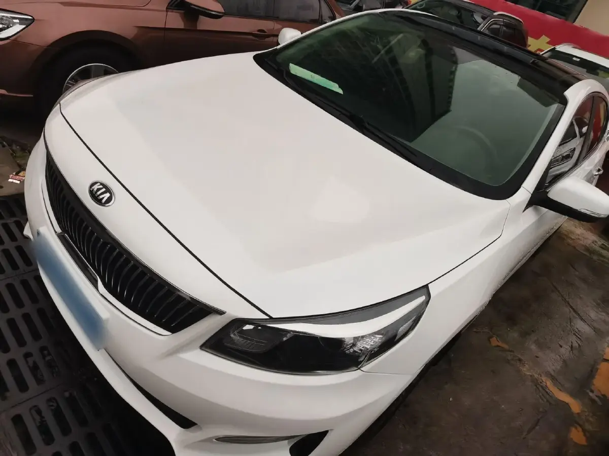 2017 Kia K4 1.6T 175HP L4 7DCT