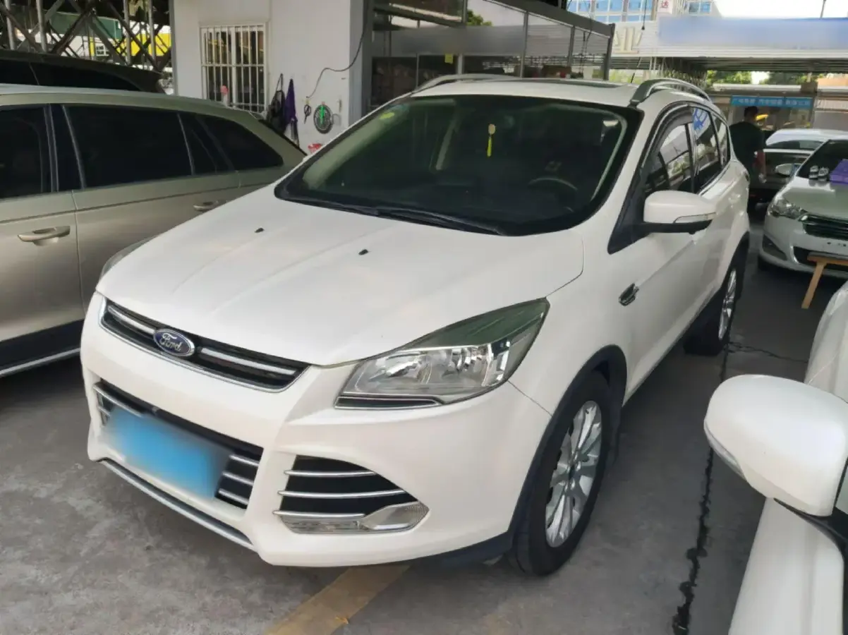 2015 Ford Kuga 1.5T 181HP L4 6AT