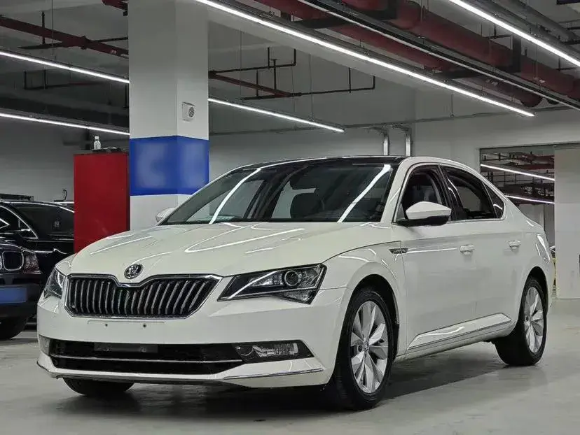 2016 Skoda Superb 1.4T 150HP L4 7DCT