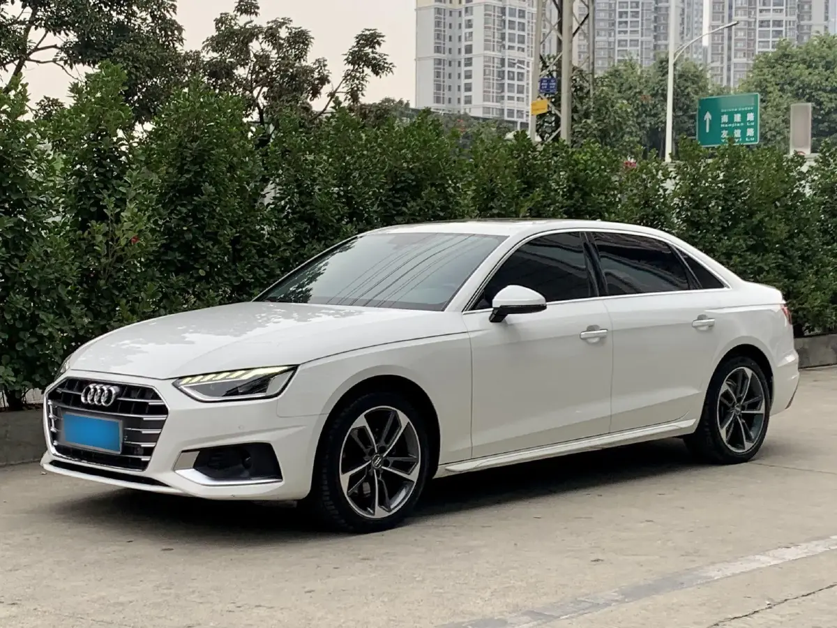 2020 Audi A4L 2.0T 190HP L4 7DCT