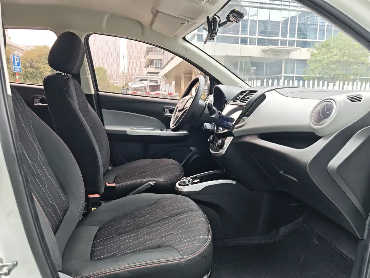 2021 ChangAn BenBen E-Star BEV 32.2KWH,autocango,china used car exporter,china ev exporter,chinese used car exporter,chinese used ev exporter