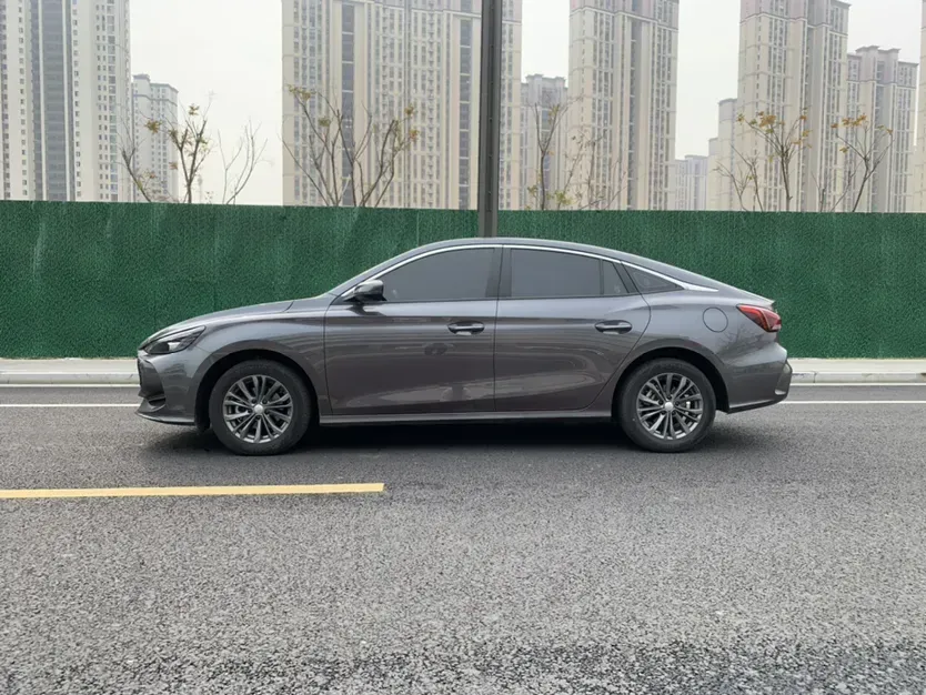 2025 MG 5 1.5L 129HP L4 CVT,autocango,china used car exporter,china ev exporter,chinese used car exporter,chinese used ev exporter