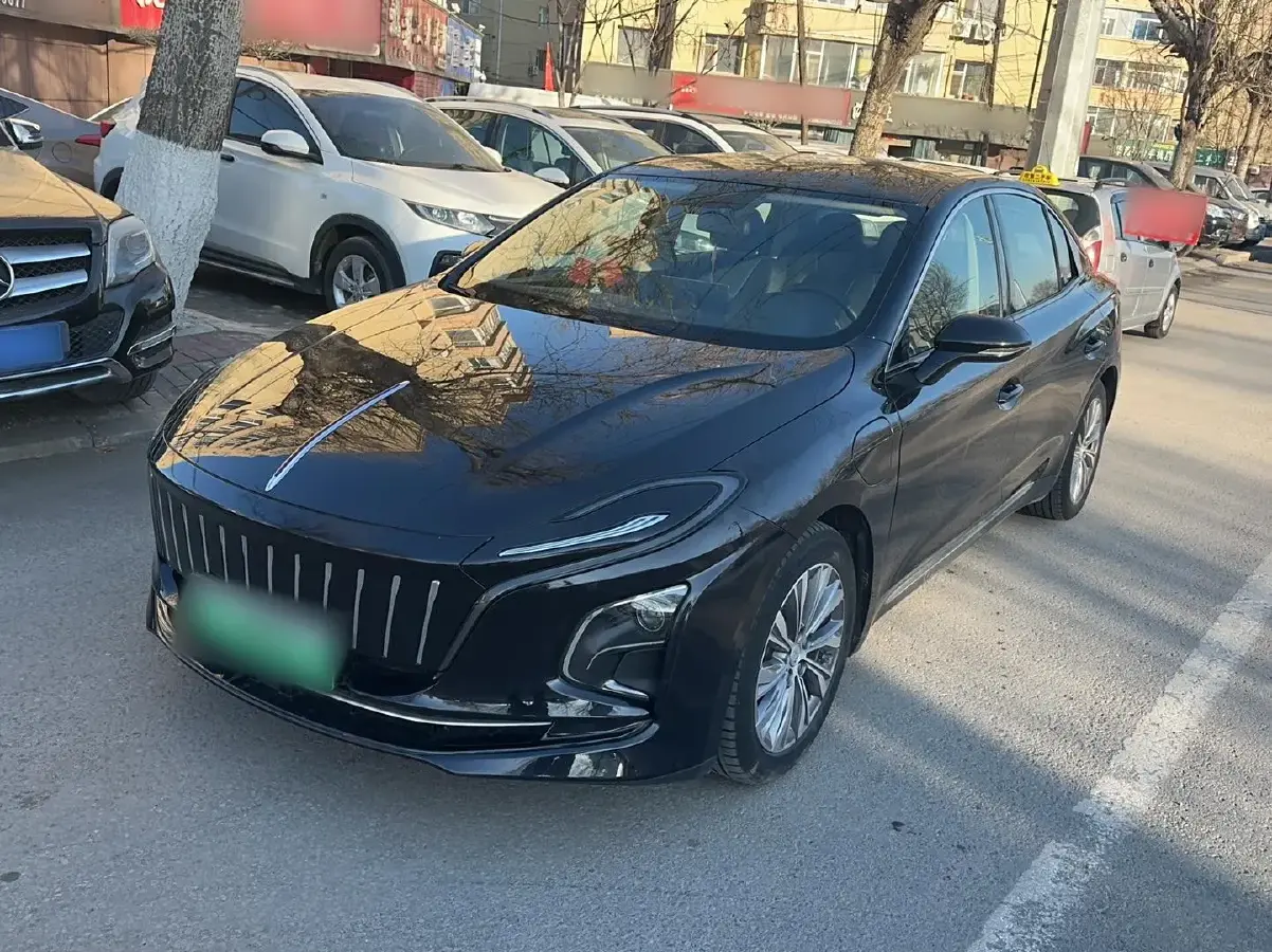 2022 HongQi E-QM5 BEV 54KWH