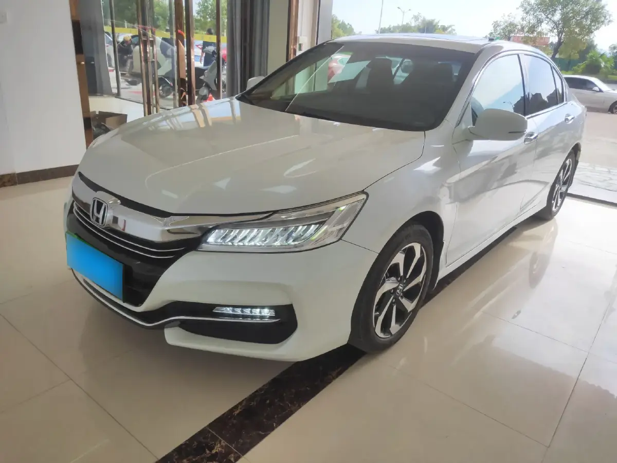 2016 Honda Accord 2.4L 186HP L4 CVT