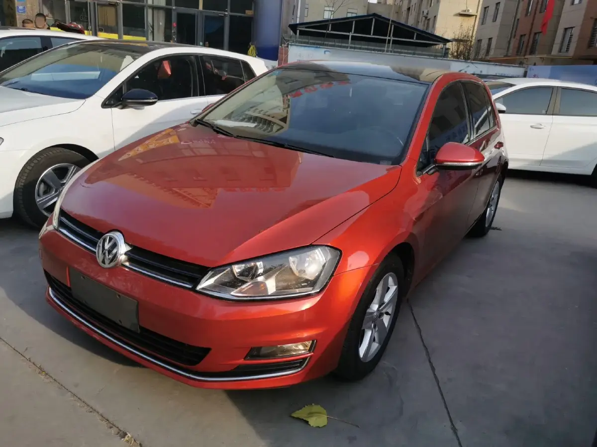 2015 Volkswagen Golf 1.4T 131HP L4 7DCT